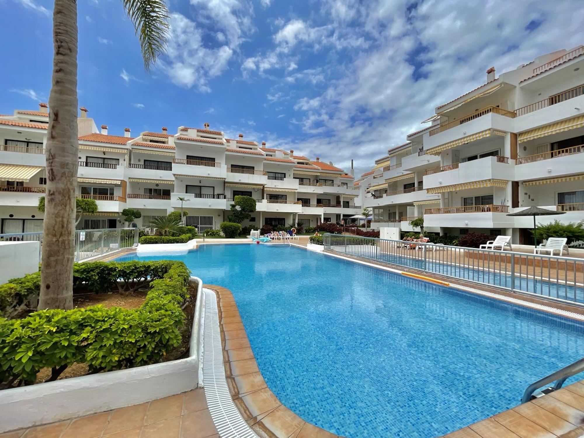 Pool Views Terrace Apartment Los Cristianos  Bagian luar foto
