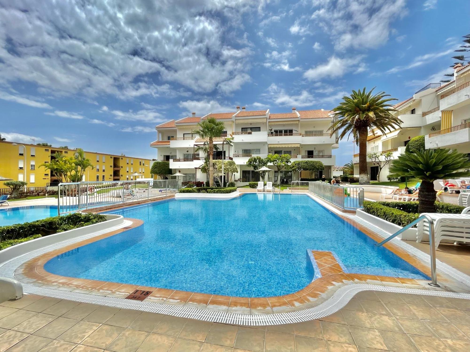 Pool Views Terrace Apartment Los Cristianos  Bagian luar foto