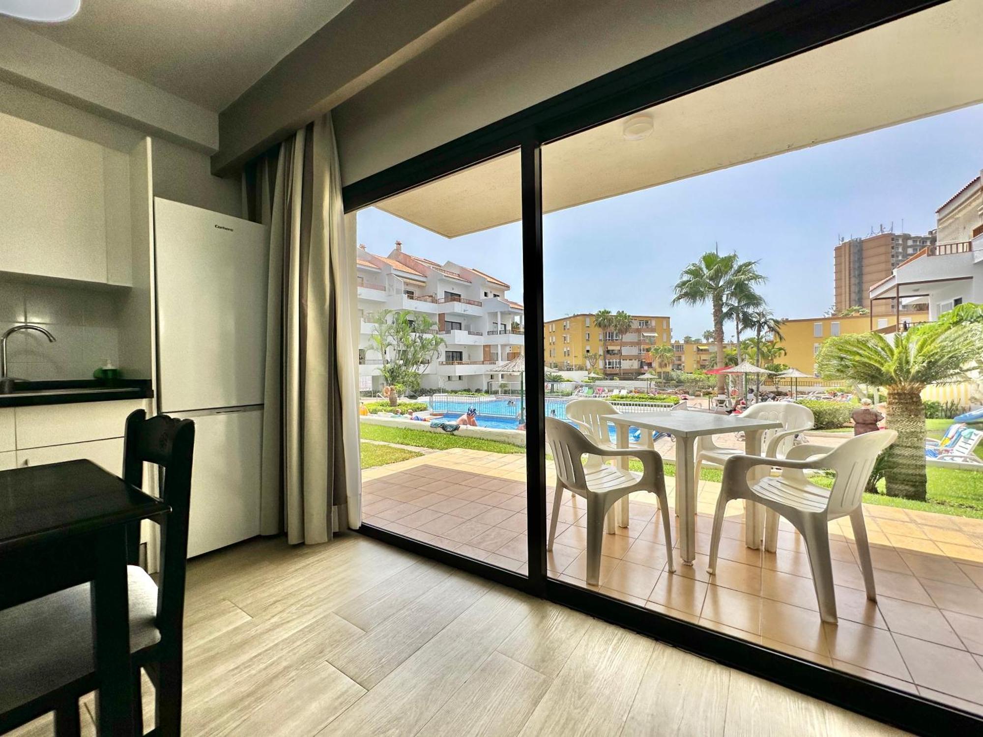 Pool Views Terrace Apartment Los Cristianos  Bagian luar foto