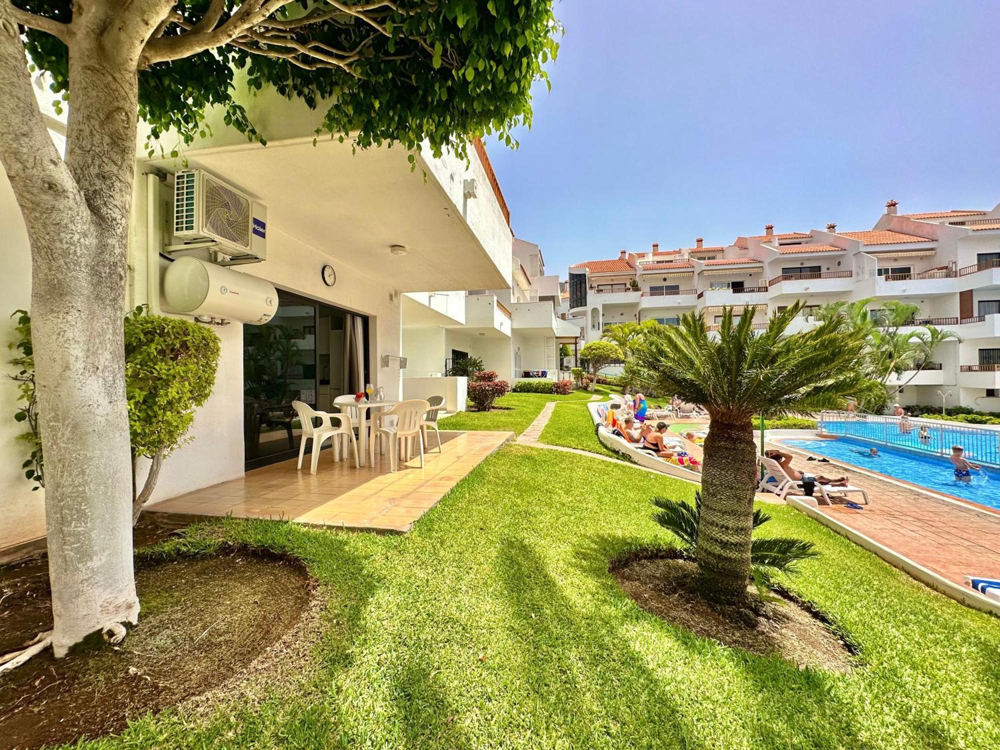 Pool Views Terrace Apartment Los Cristianos  Bagian luar foto